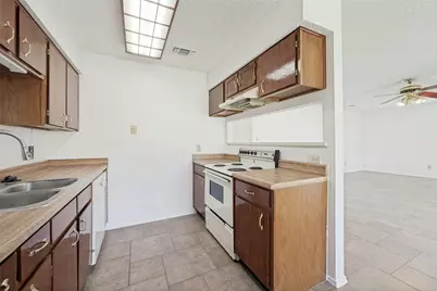 7105 Hanging Cliff Place, North Richland Hills, TX 76182 - Photo 6