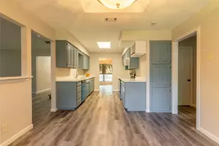 5201 Rustle Leaf Dr, Arlington, TX 76017 - Photo 10