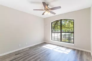5201 Rustle Leaf Dr, Arlington, TX 76017 - Photo 26