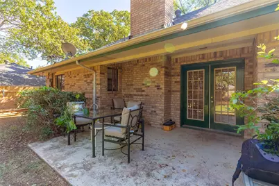5201 Rustle Leaf Drive, Arlington, TX 76017 - Photo 32