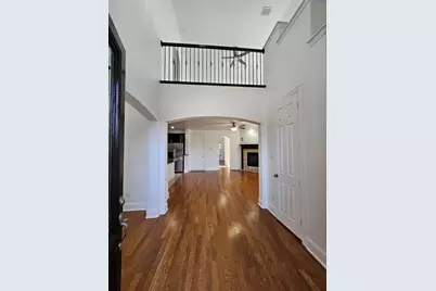 9208 Dillon Trail, Irving, TX 75063 - Photo 6