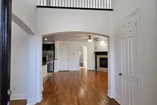 9208 Dillon Trail, Irving, TX 75063 - Photo 6