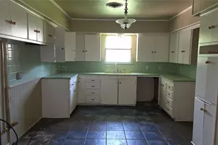 1407 Bonham St, Commerce, TX 75428 - Photo 4