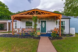 809 S Lamar St, Weatherford, TX 76086 - Photo 1