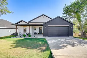 2217 Forest Hill Ln, Granbury, TX 76048 - Photo 1