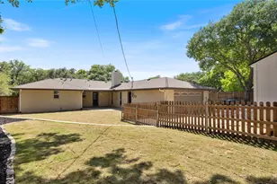 1924 Dakar Rd E, Fort Worth, TX 76116 - Photo 26
