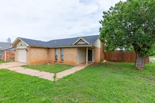 3902 Karen Dr, Abilene, TX 79606 - Photo 2