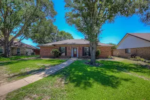 1642 Belltower Dr, Lewisville, TX 75067 - Photo 2