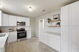 6705 Park Pl Dr, Richland Hills, TX 76118 - Photo 6