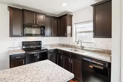 4014 Lakeview Drive, Sanger, TX 76266 - Photo 12