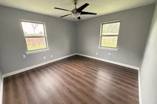 812 Irwin Dr, Hurst, TX 76053 - Photo 10