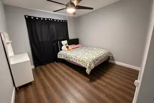 812 Irwin Dr, Hurst, TX 76053 - Photo 4