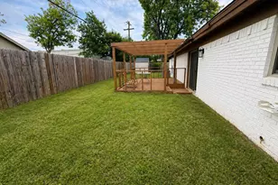 812 Irwin Dr, Hurst, TX 76053 - Photo 14