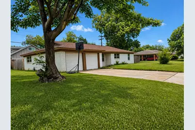 812 Irwin Drive, Hurst, TX 76053 - Photo 1