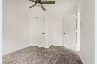 2610 Hillcrest Avenue, Greenville, TX 75402 - Photo 16