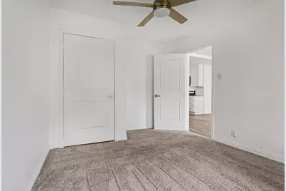 2610 Hillcrest Avenue, Greenville, TX 75402 - Photo 14