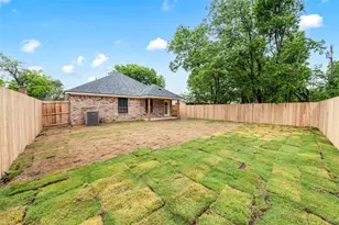 3542 Live Oak Ave, Waco, TX 76708 - Photo 18