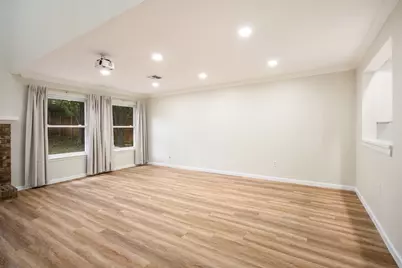6702 E Northwest Highway, Dallas, TX 75231 - Photo 14