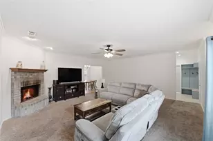 6732 Basswood Dr, Fort Worth, TX 76135 - Photo 8