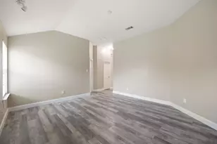 460 Cranbrook Ln, Grand Prairie, TX 75052 - Photo 24