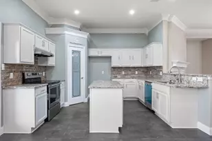 460 Cranbrook Ln, Grand Prairie, TX 75052 - Photo 10