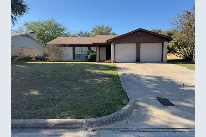 6920 Misty Meadow Drive S, Fort Worth, TX 76133 - Photo 1
