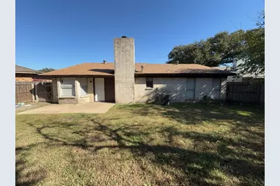 6920 Misty Meadow Drive S, Fort Worth, TX 76133 - Photo 2