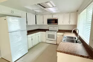 2707 Mark Twain Dr, Farmers Branch, TX 75234 - Photo 4