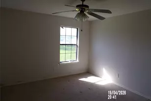 1401 Melody Cir, Kaufman, TX 75142 - Photo 4