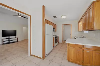 742 S Valentine Drive, Sherman, TX 75090 - Photo 10