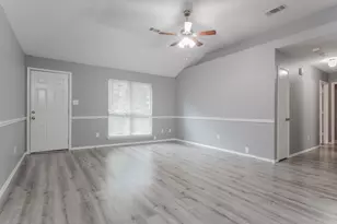 3206 Weirgate Ct, Grand Prairie, TX 75052 - Photo 8
