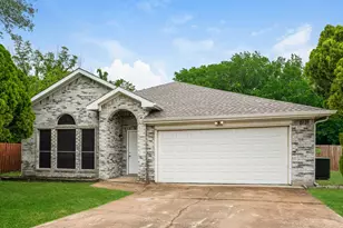 3206 Weirgate Ct, Grand Prairie, TX 75052 - Photo 1