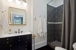 716 W Oak St, Denton, TX 76201 - Photo 22