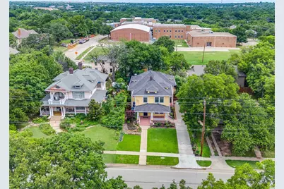 716 W Oak Street, Denton, TX 76201 - Photo 4