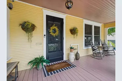 716 W Oak Street, Denton, TX 76201 - Photo 2
