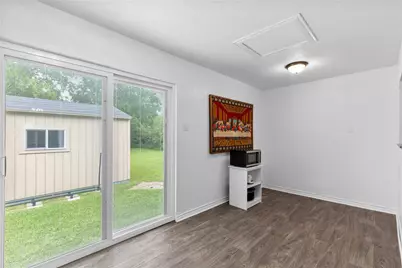 1109 N Jim Miller Road, Dallas, TX 75217 - Photo 8