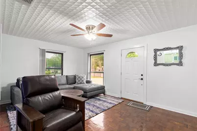 1109 N Jim Miller Road, Dallas, TX 75217 - Photo 2