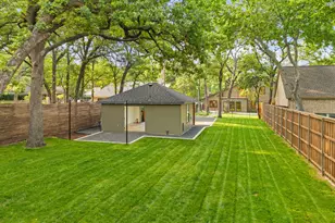 1425 Tiffany Forest Ln, Grapevine, TX 76051 - Photo 34