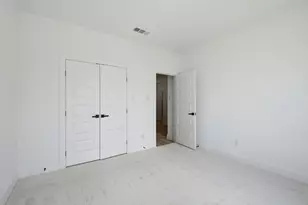 521 W Walker St, Denison, TX 75020 - Photo 10