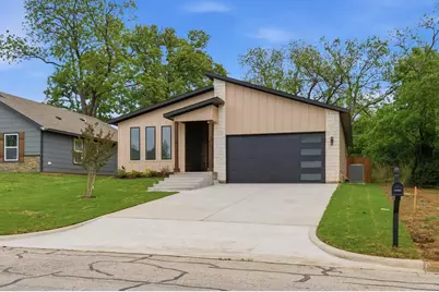 521 W Walker Street, Denison, TX 75020 - Photo 4