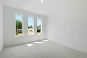 521 W Walker St, Denison, TX 75020 - Photo 8