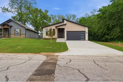 521 W Walker Street, Denison, TX 75020 - Photo 2