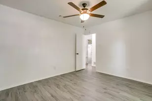 113 Quail Creek Dr, Crowley, TX 76036 - Photo 32