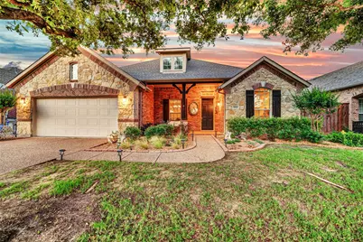 2524 Saddlehorn Drive, Little Elm, TX 75068 - Photo 2