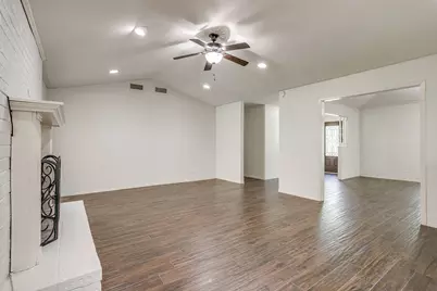 802 Shady Creek Drive, Cleburne, TX 76033 - Photo 24