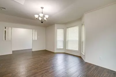 802 Shady Creek Drive, Cleburne, TX 76033 - Photo 10