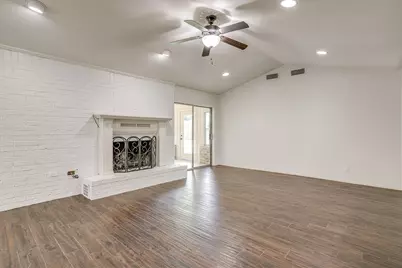 802 Shady Creek Drive, Cleburne, TX 76033 - Photo 20