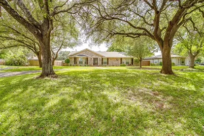 802 Shady Creek Drive, Cleburne, TX 76033 - Photo 1