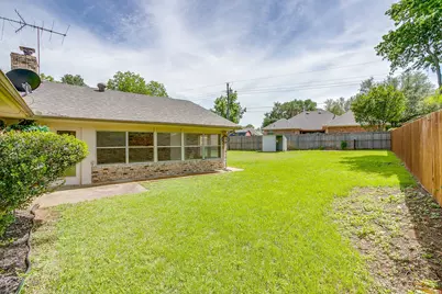 802 Shady Creek Drive, Cleburne, TX 76033 - Photo 6