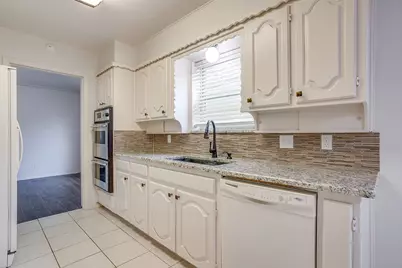 802 Shady Creek Drive, Cleburne, TX 76033 - Photo 14